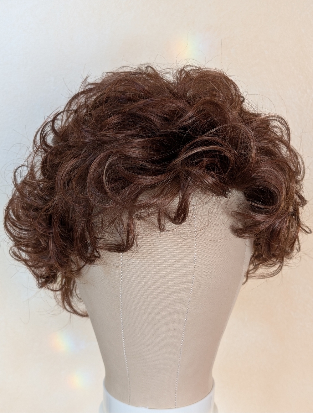 Raquel Welch R5008 Drama Short Curly Layered Wig Auburn R30/27H